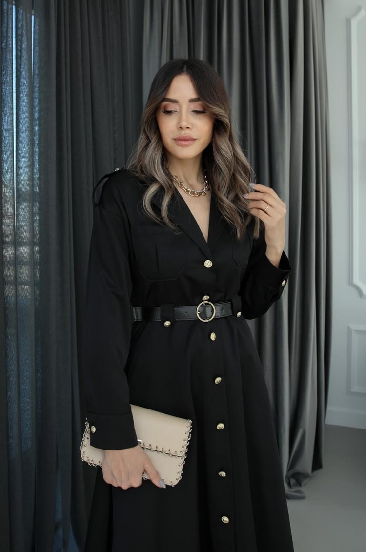 Siyah Önü Düğmeli Kemerli Midi Boy Elbise