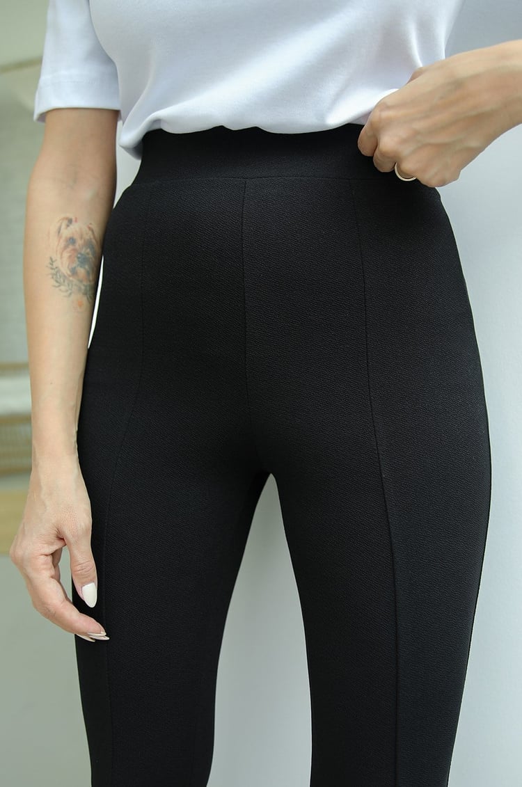 Siyah Önü Yırtmaçlı İspanyol Fit Pantolon