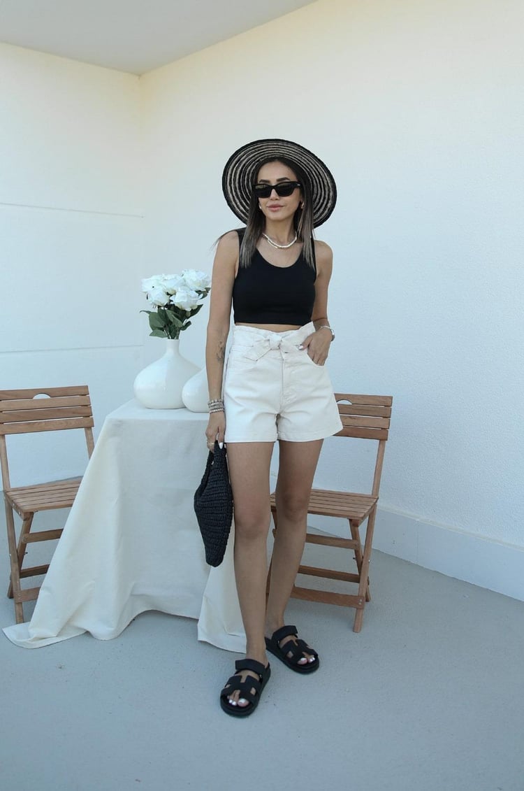 Siyah Paola Kalın Askılı Crop