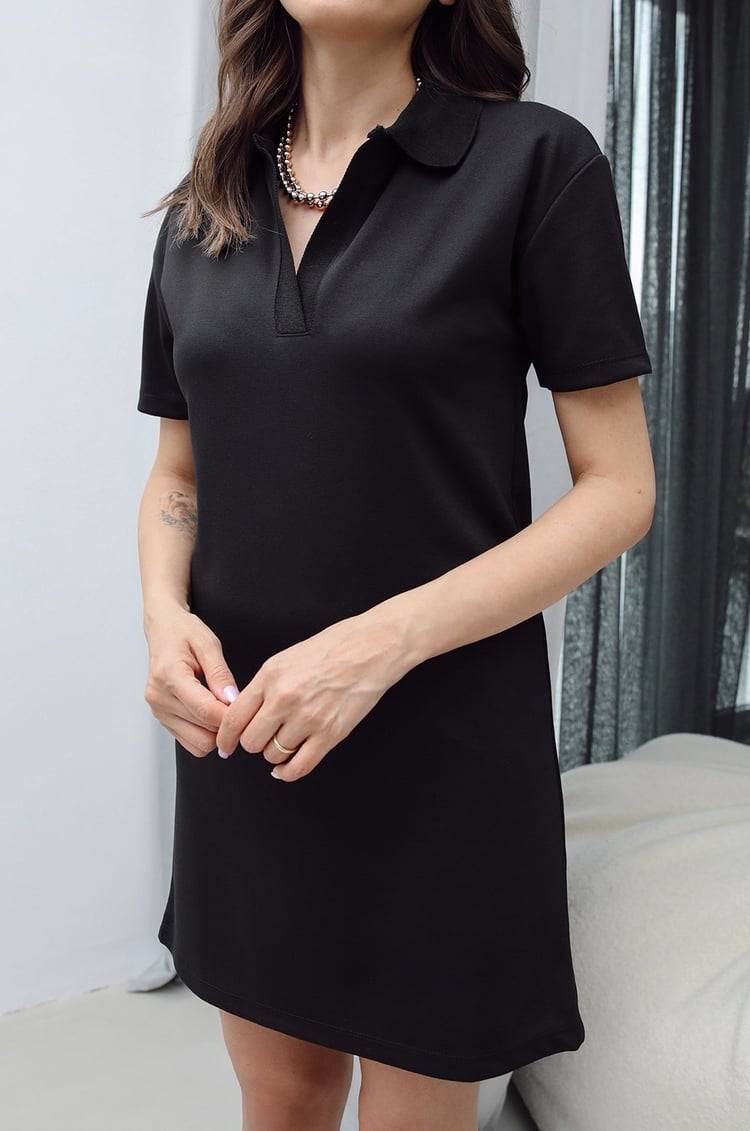 Siyah Polo Yaka Elbise