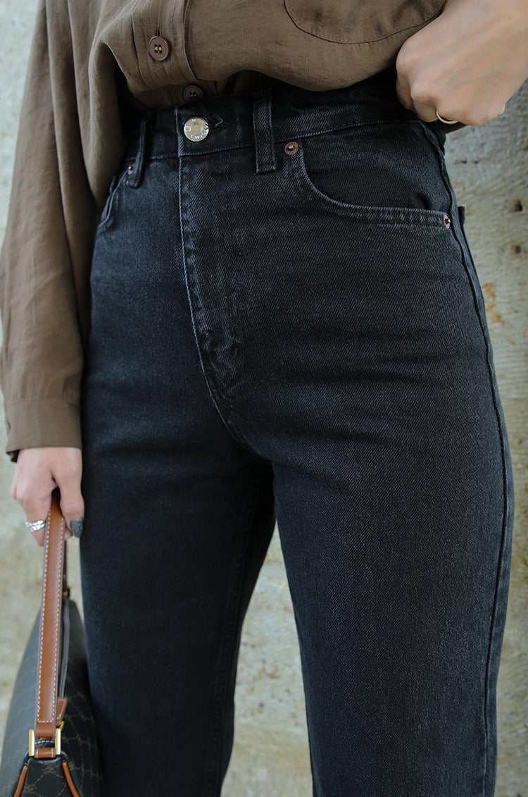 Siyah Straight Jean