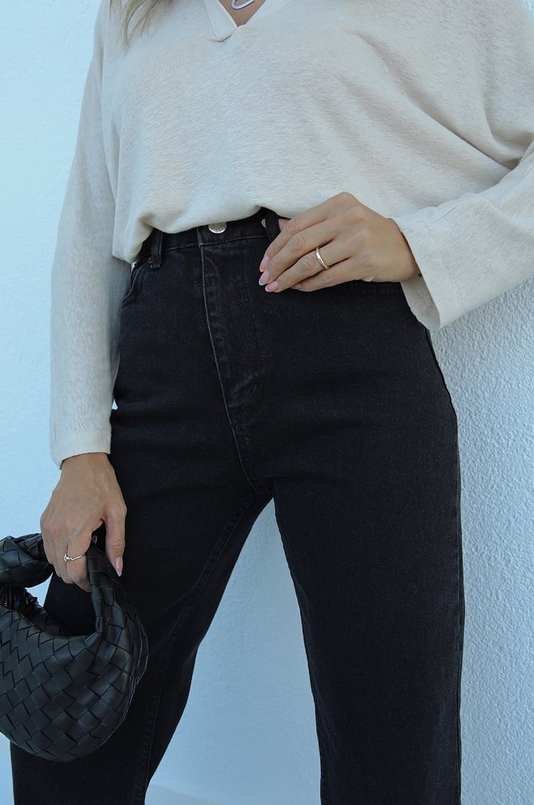 Siyah Straight Jean