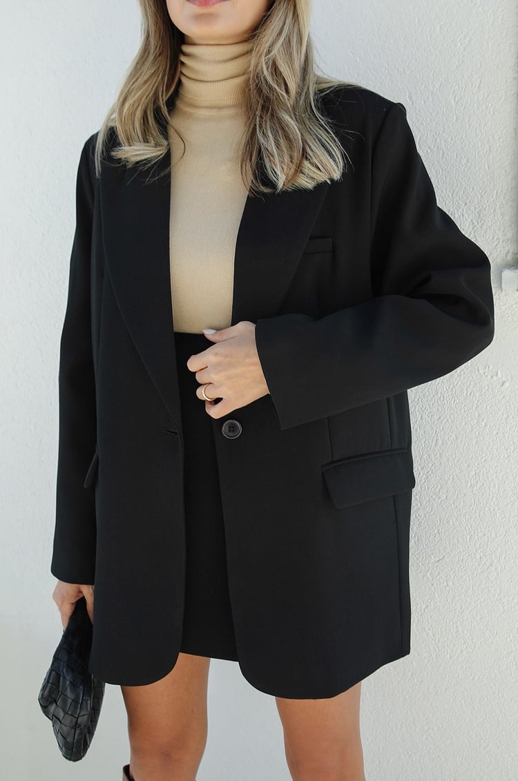 Siyah Tek Düğmeli Blazer Ceket