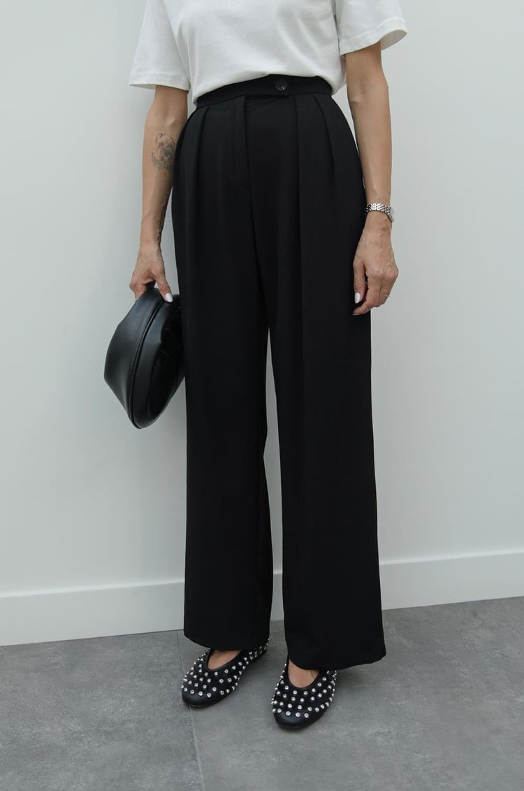 Siyah Thais Önü Pileli Pantolon