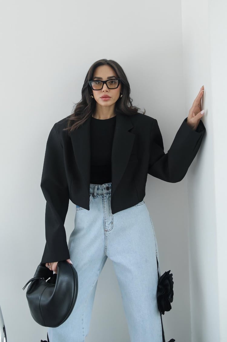 Siyah Vatkalı Crop Blazer Ceket