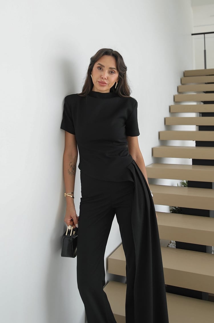 Siyah Yanı Kuşak Detaylı Bluz Pantolon Takım