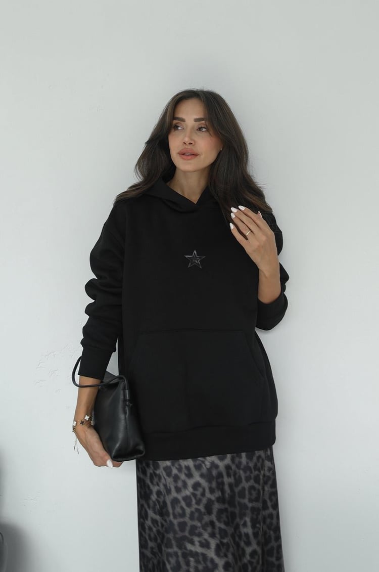 Siyah Yıldız İşlemeli Sweatshirt