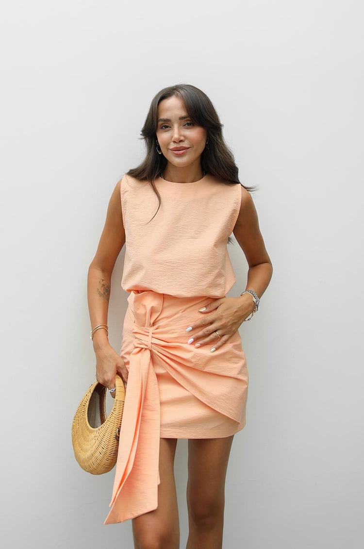 Somon Fiyonk Detaylı Etek Bluz Takım