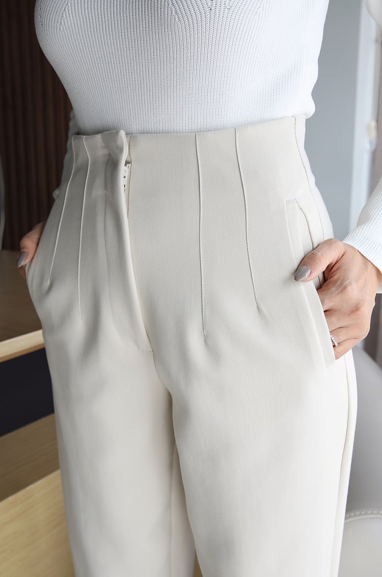 Taş Pens Detaylı Pantolon