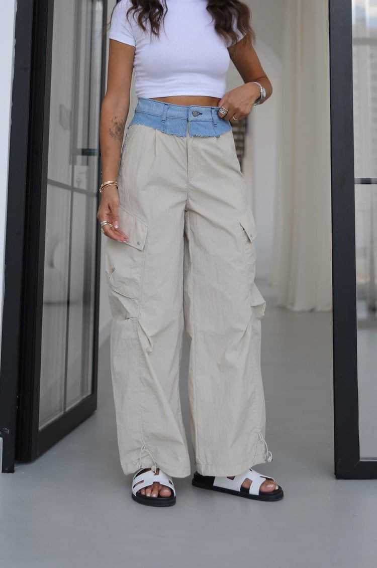 Taş Rengi Denim Detaylı Paraşüt Pantolon