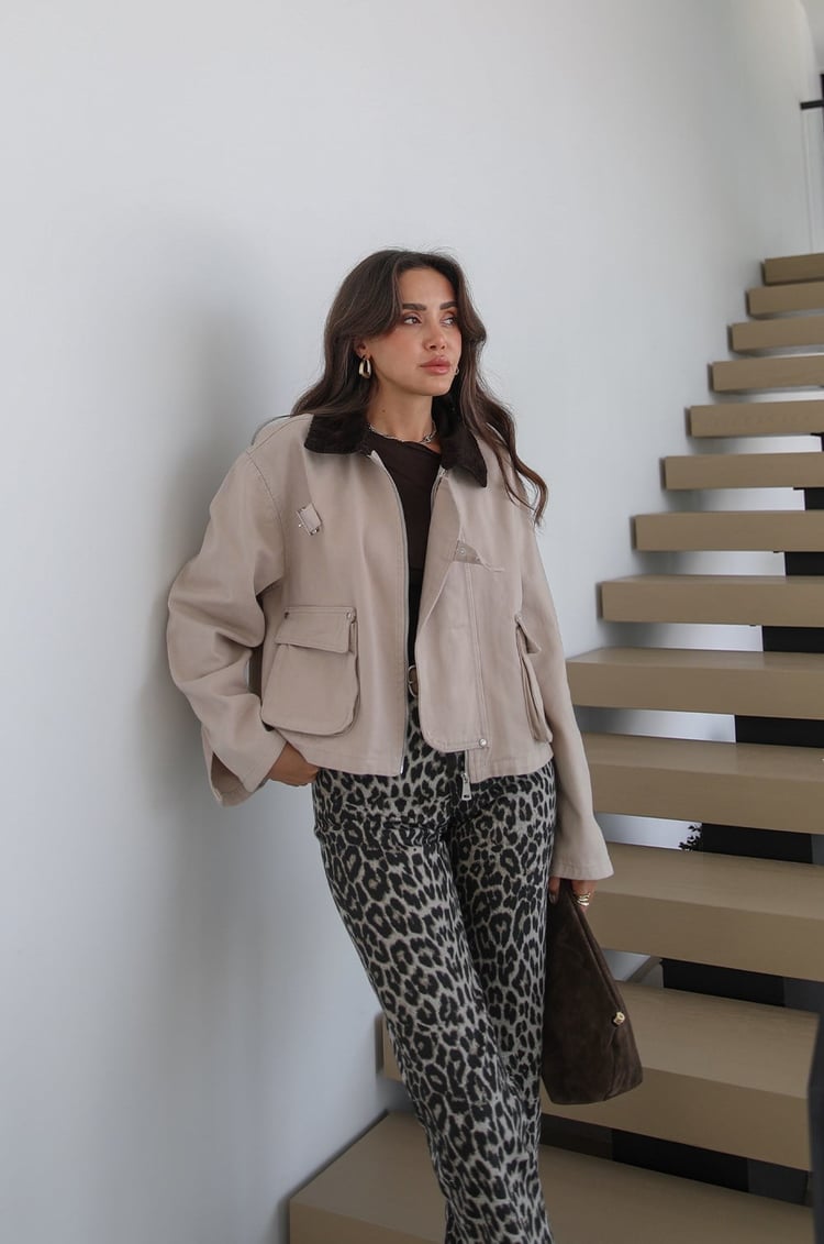 Taş Rengi Önü Apolet Detaylı Denim Ceket