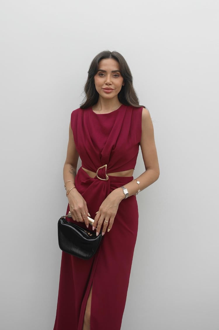 Vişne Rengi Gold Tokalı Bel Detaylı Elbise