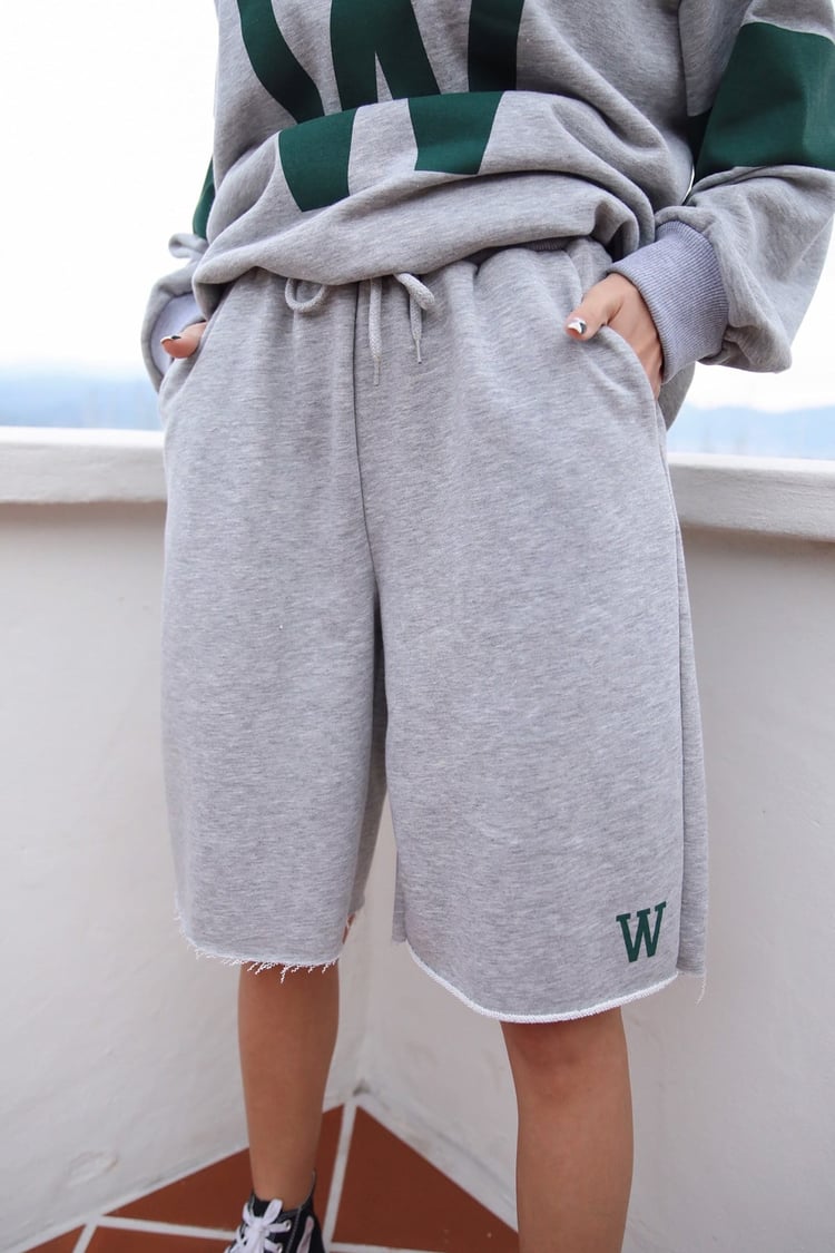 W Baskılı Sweat Şort Takım