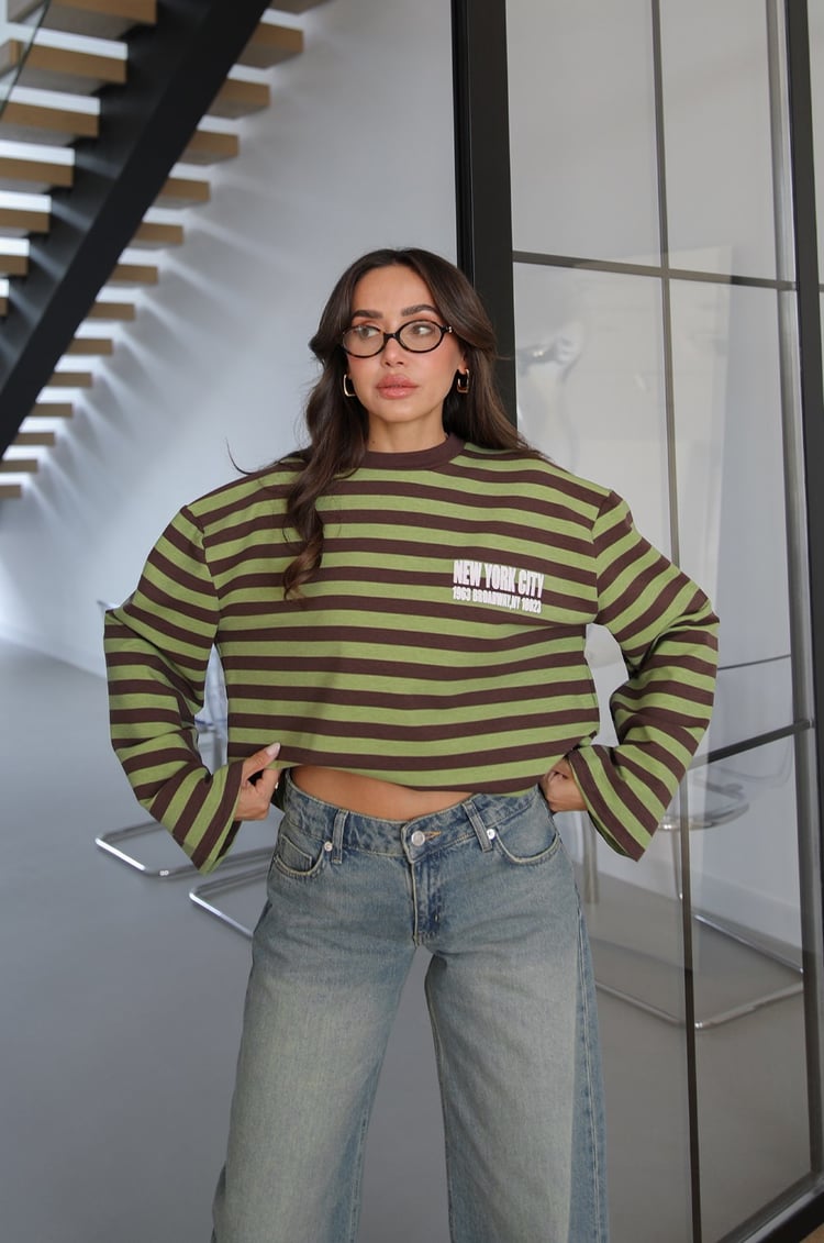 Yeşil Yazı Baskılı Çizgili Sweatshirt
