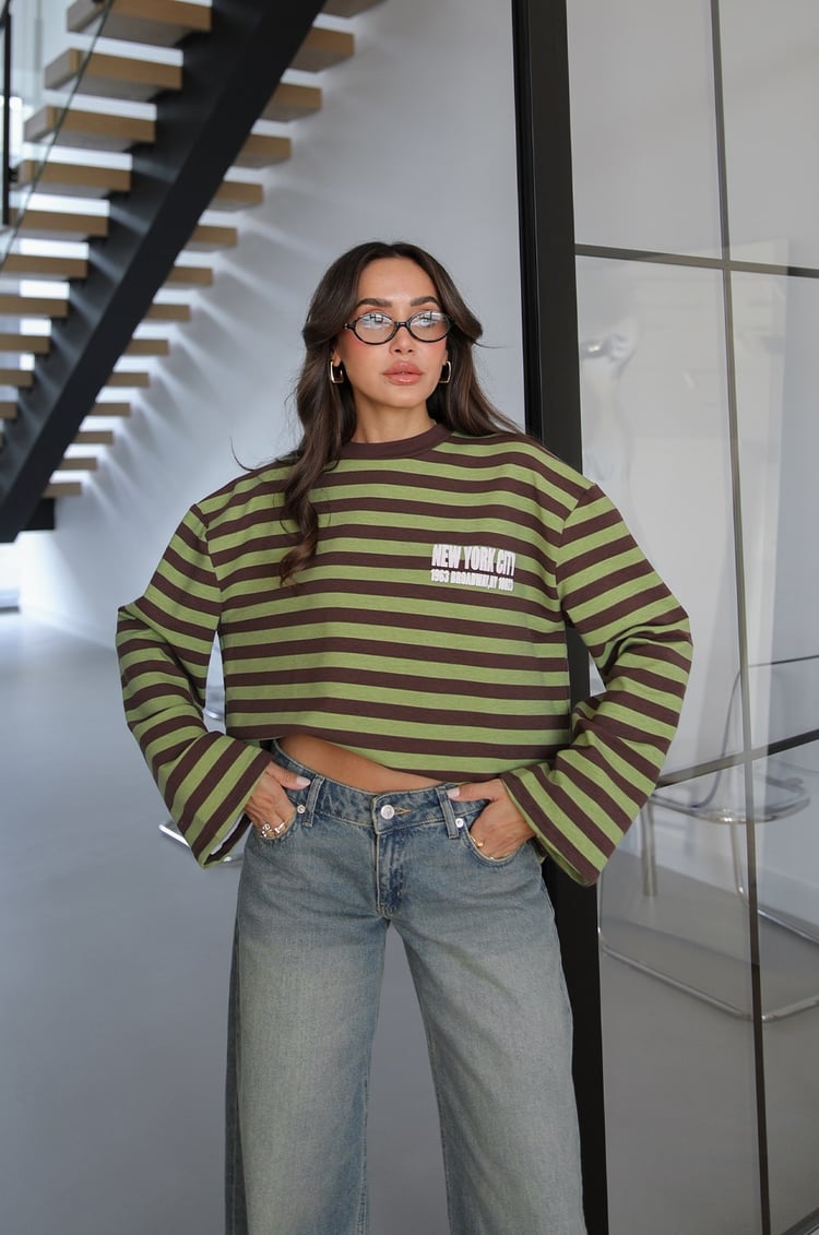 Yeşil Yazı Baskılı Çizgili Sweatshirt