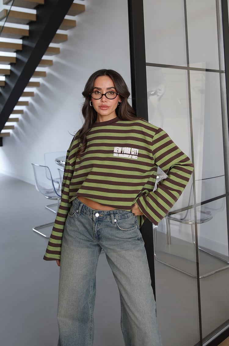 Yeşil Yazı Baskılı Çizgili Sweatshirt