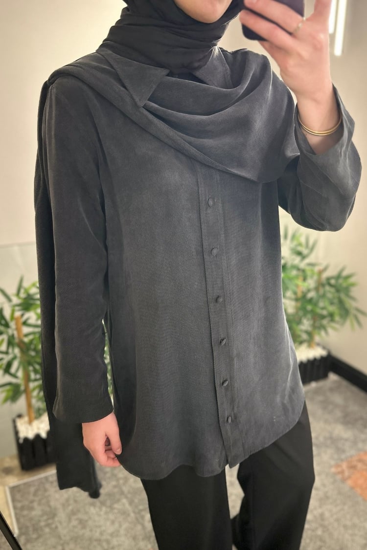 Motty Şal Detaylı Lyocell Gömlek SİYAH