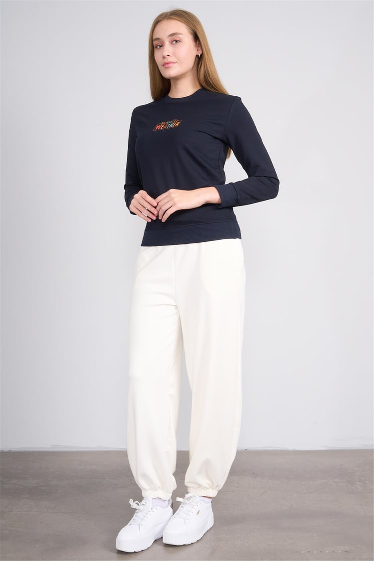 Aksoy K26 24K114 Lacı Kadın Regular Fıt O Yaka 2 Ip Sweat