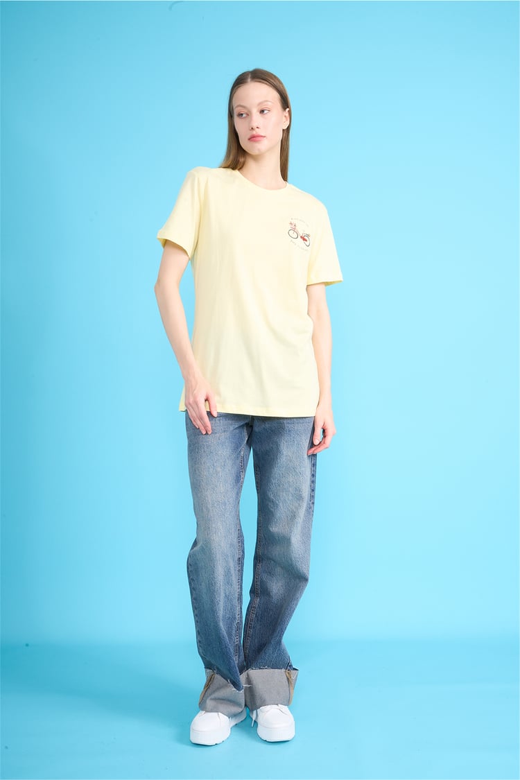 C.K Y26 8946 Fithit Kadın Bisiklet Yaka Regular Nakışlı T-shirt Uçuk Sarı