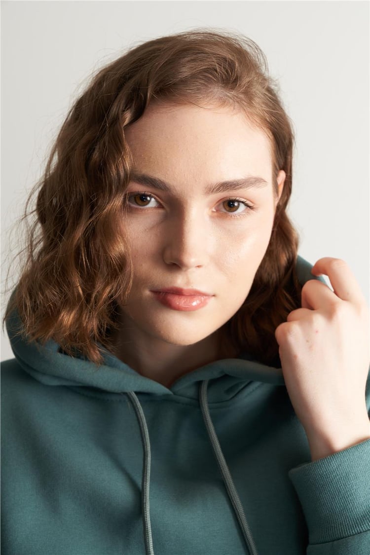 Çetinkaya Fithit 3977 Kadın Kapüşonlu Kanguru Cepli Üç İplik Şardonlu Sweatshirt Mavi Yeşil