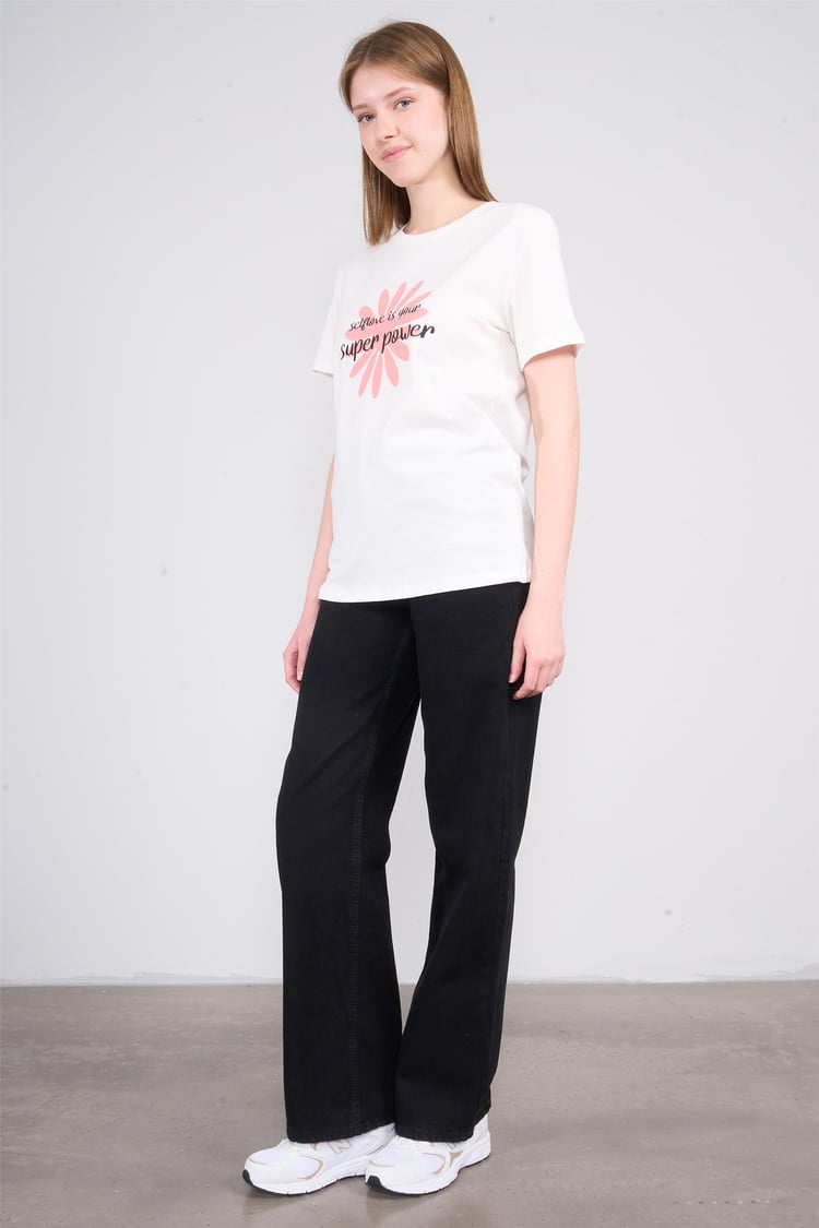 Çetinkaya Fithit 8733  Bayan Bisiklet Yaka Baskılı ıT-shirt Krem