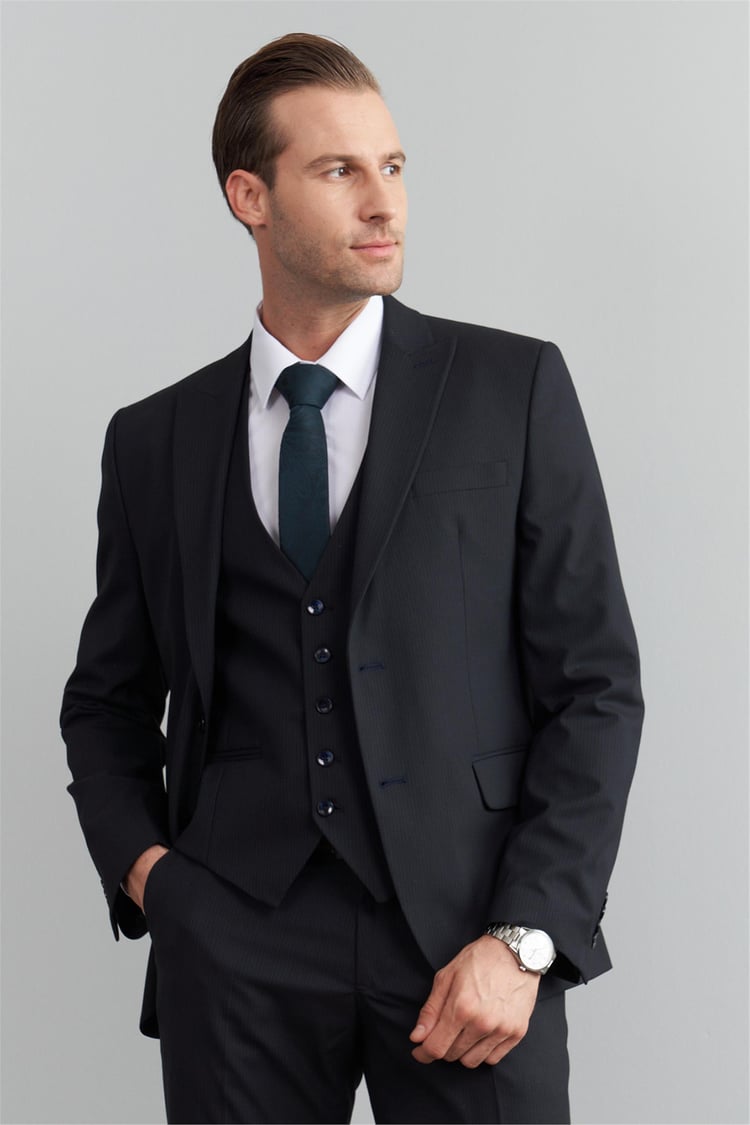 Çetinkaya Mentality 9541 Erkek Yünter Sivri Yaka Slim Fit Yelekli Takım Elbise Lacivert Çizgili