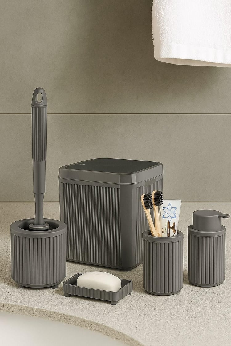 Decorev 5 Parça Gri Click Kapaklı Silikon Fırçalı Taşıma Kulplu Banyo Seti – 5 Litre