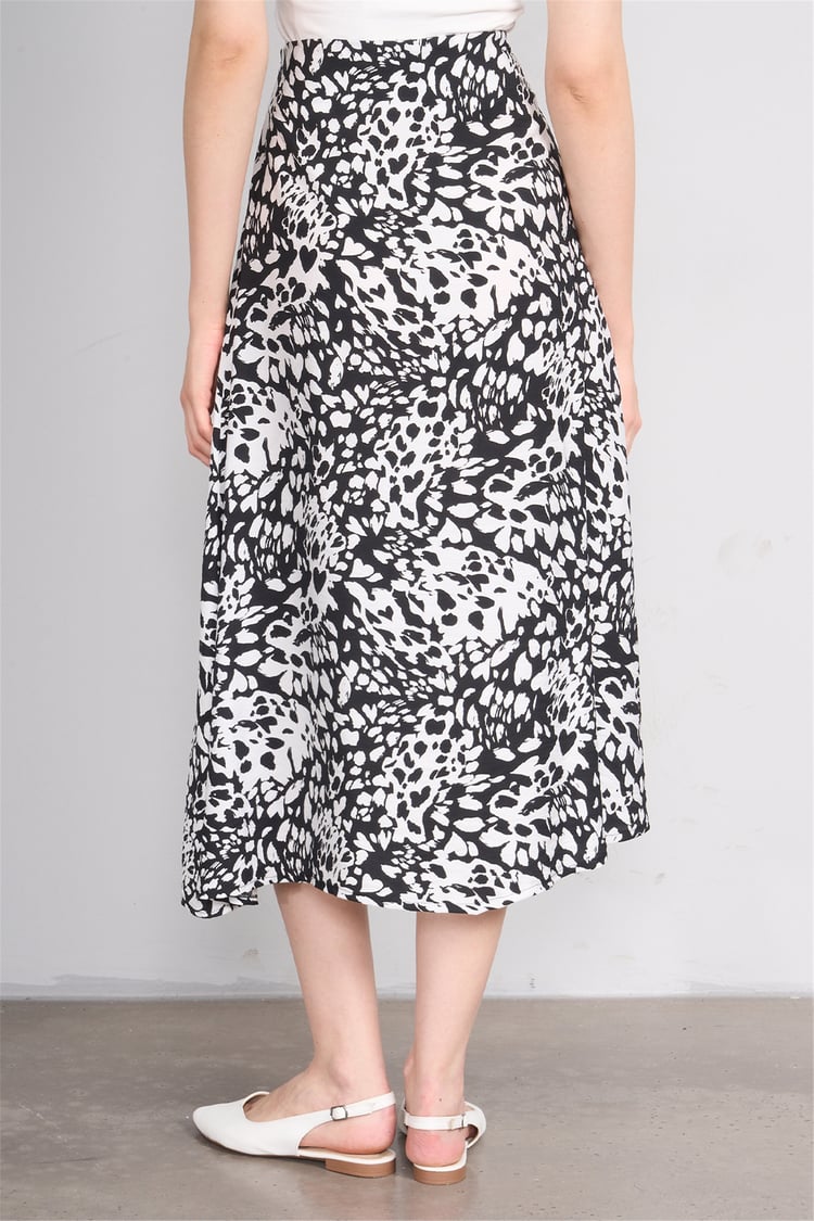 Fithit 4652 Bayan Viskon Regular Çan Etek Siyah Üzeri Kalpli Leopar Desen