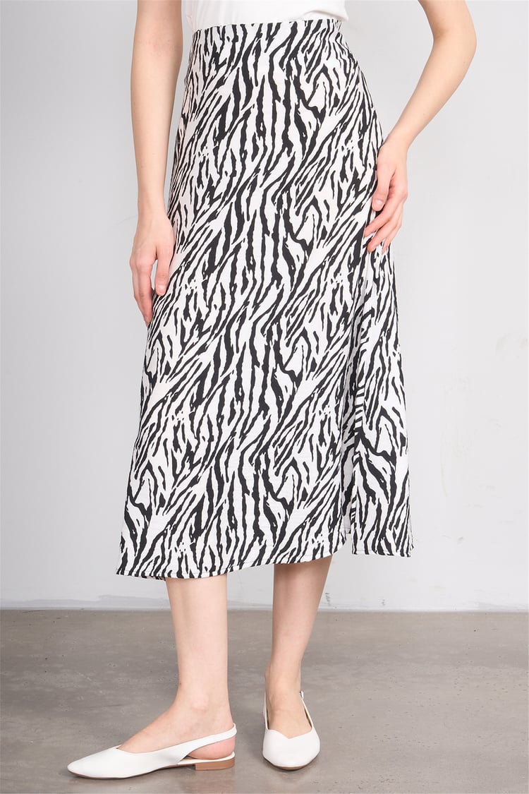 Fithit 4652 Bayan Viskon Regular Çan Etek Beyaz Üzeri Zebra Desen