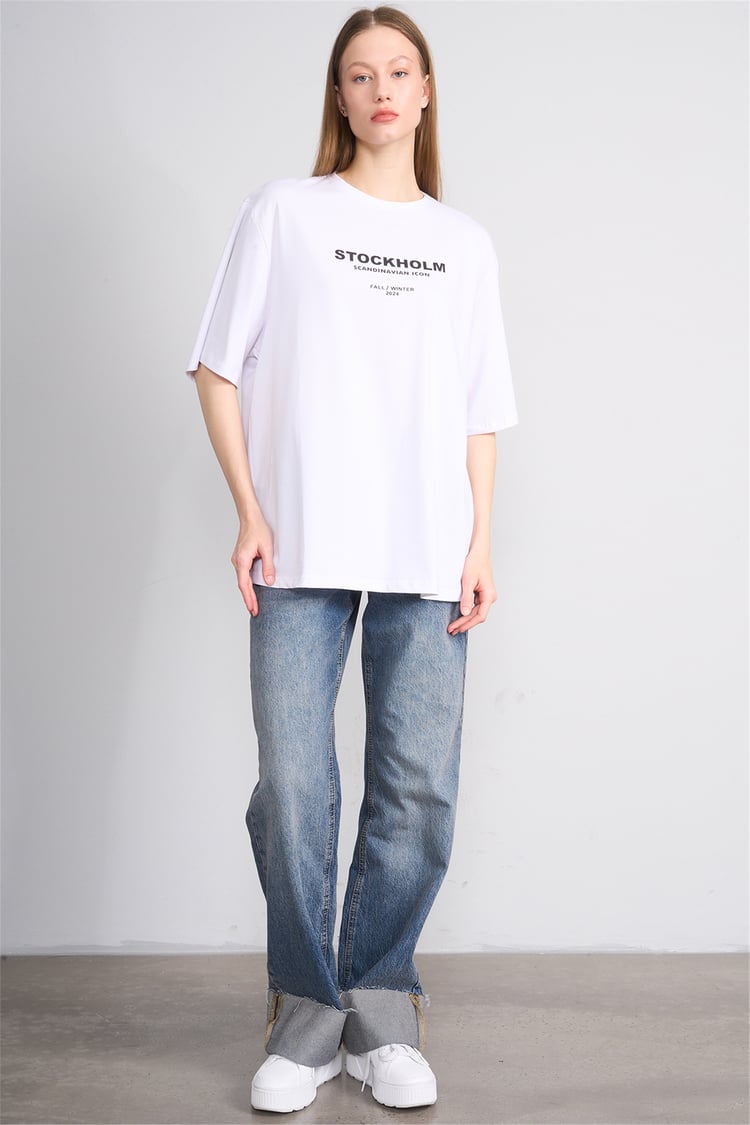 Helly Y26 Mb-6056 Ekru Kadın Stockholm Yazı Baskılı T-Shirt