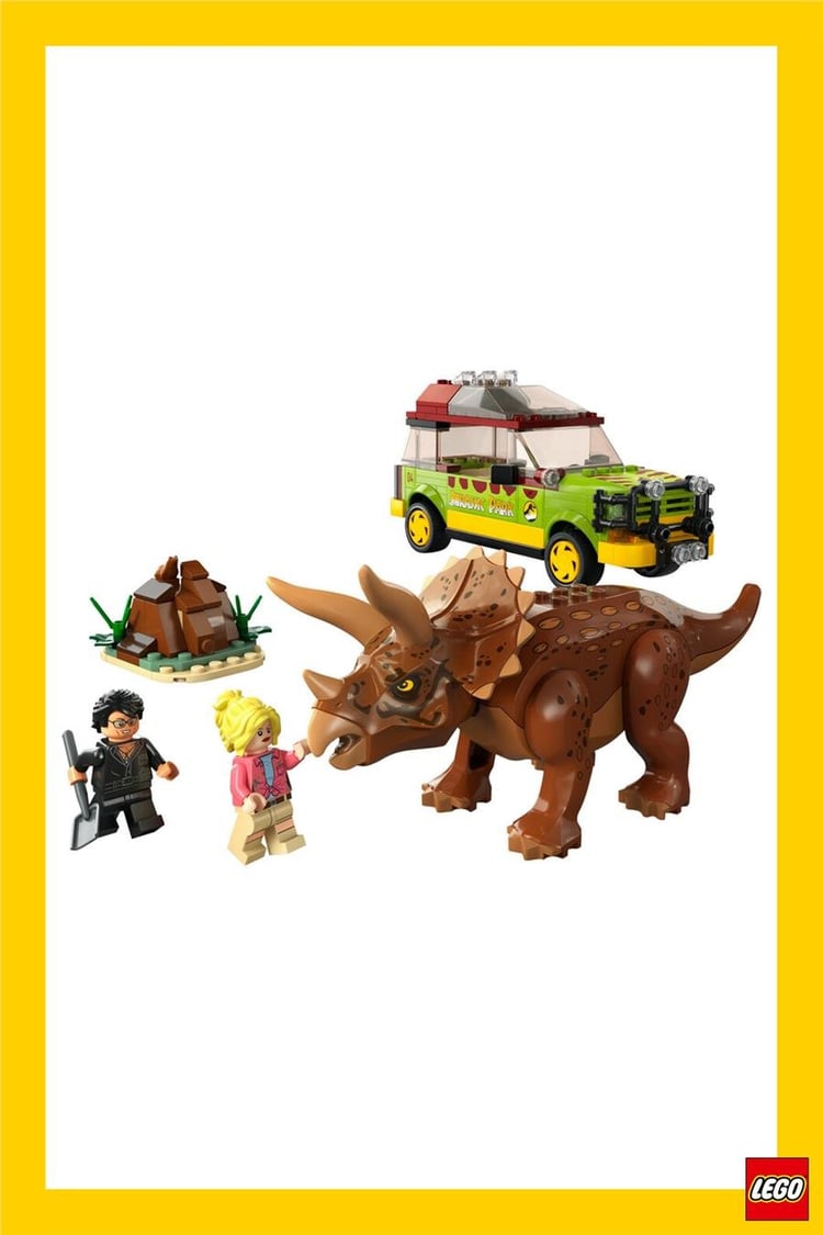 LEGO 76959 Jurassic World Triceratops Araması