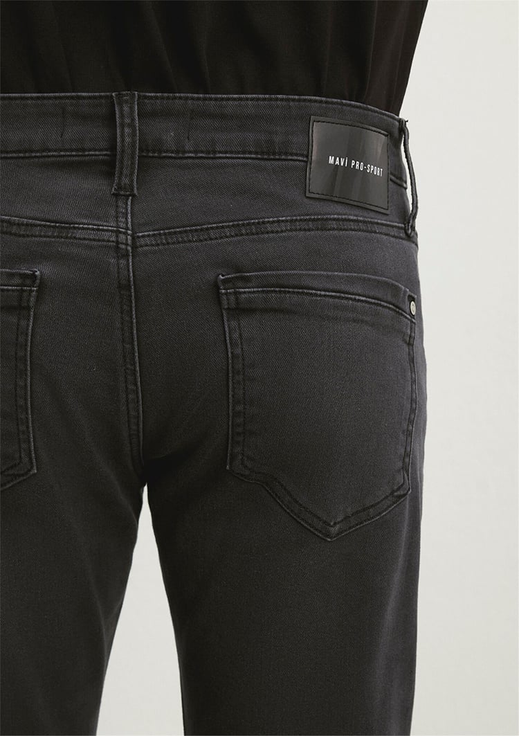 Mavi M0035186540 Marcus Smoke Pro Sport Erkek Slim Straight Denim Pantolon