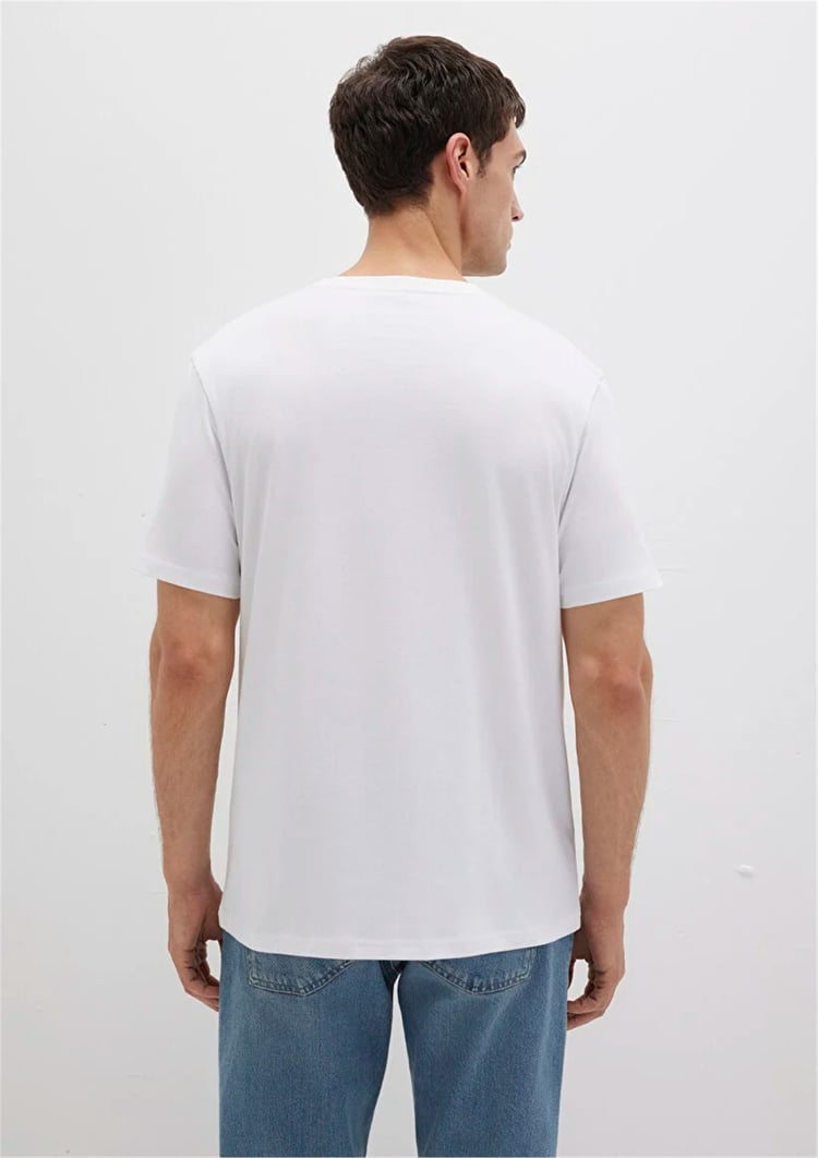 Mavı M066483-620 Beyaz Erkek Regular Kısa Kol Basıc T-Shırt
