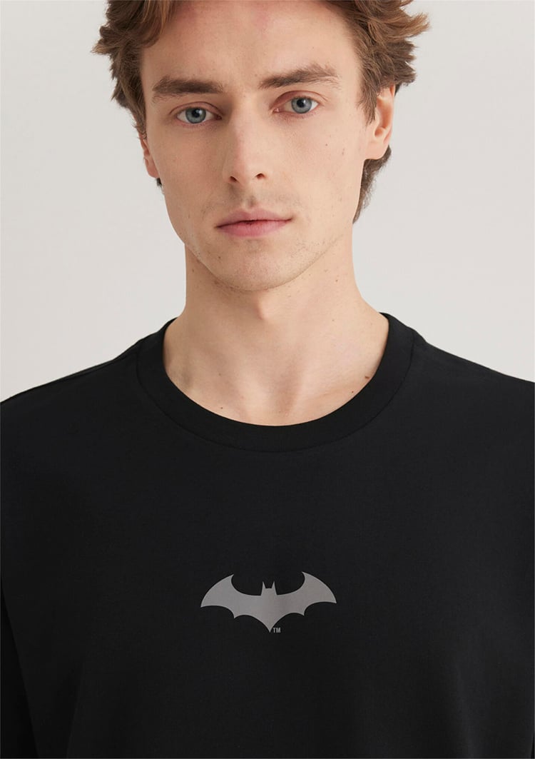 Mavi M066878-900 Siyah Erkek Batman Reflektor Baskılı T-Shirt