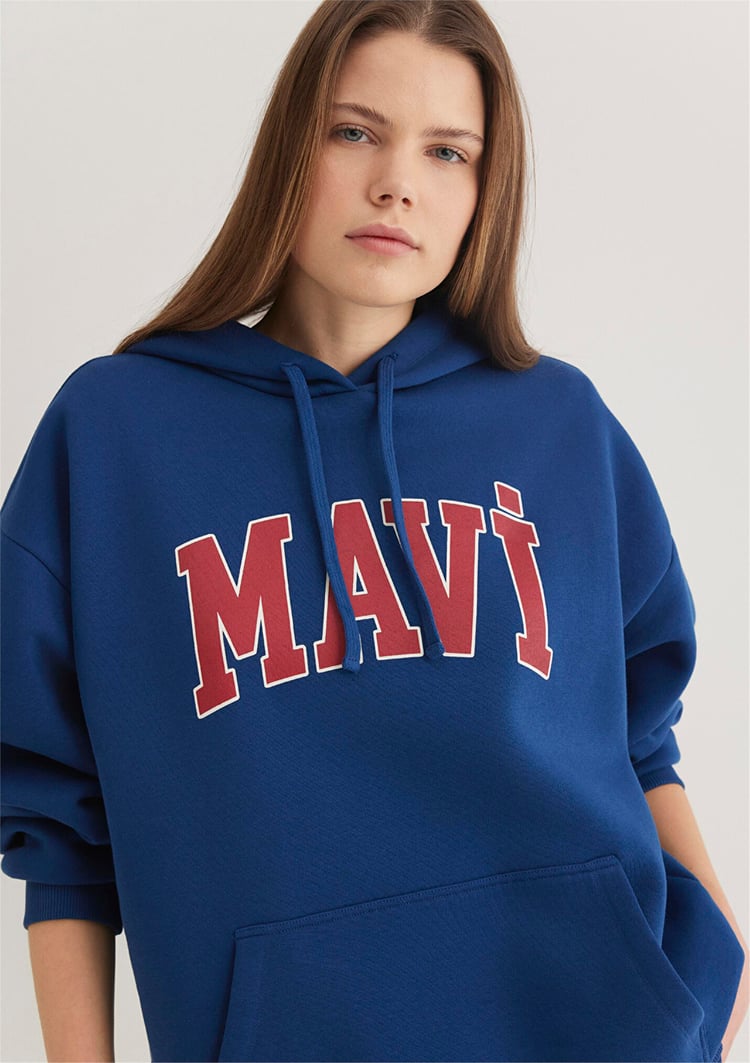 Mavi M1600361-82625 Koyu Lavicert Kadın Oversize Kapuşonlu Logo Sweatshirt