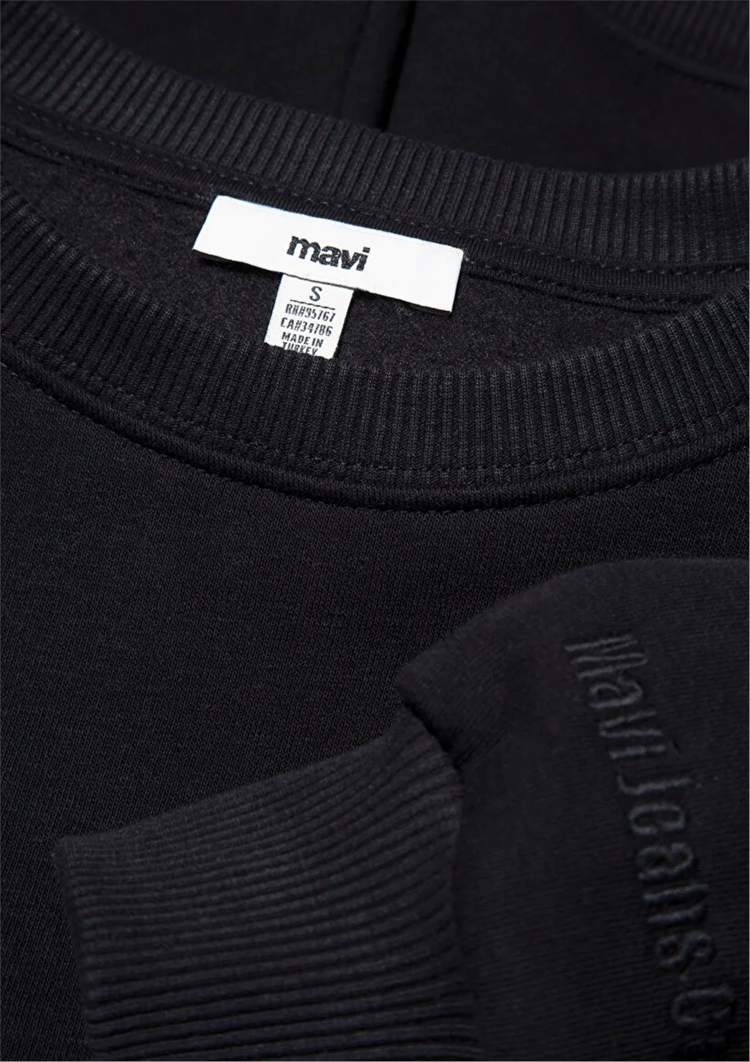 Mavi M1610198-900 Siyah Kadın Oversize O Yaka Basic Sweatshirt