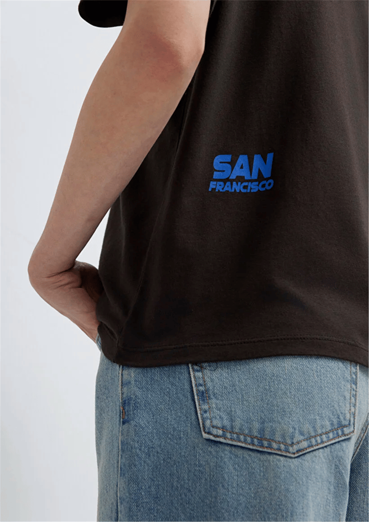 Mavi Y26 M1613736-70236 Kahve Cekırdegı Kadın Regular San Francısco Baskılı T-shirt