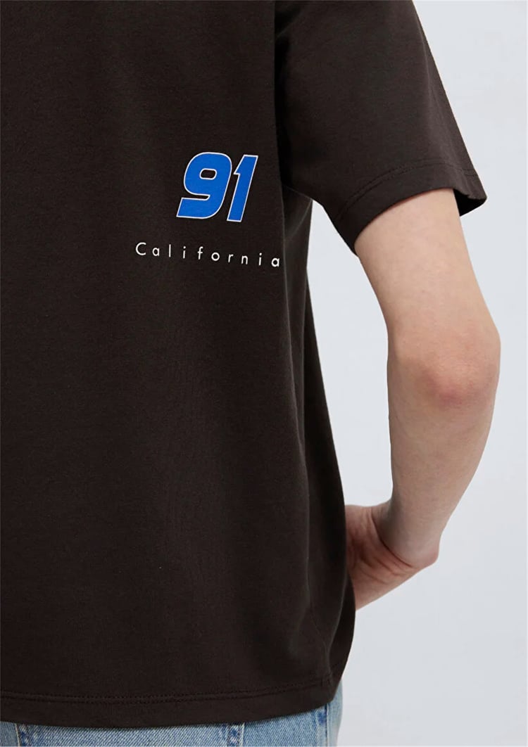 Mavi Y26 M1613736-70236 Kahve Cekırdegı Kadın Regular San Francısco Baskılı T-shirt