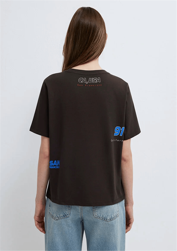 Mavi Y26 M1613736-70236 Kahve Cekırdegı Kadın Regular San Francısco Baskılı T-shirt