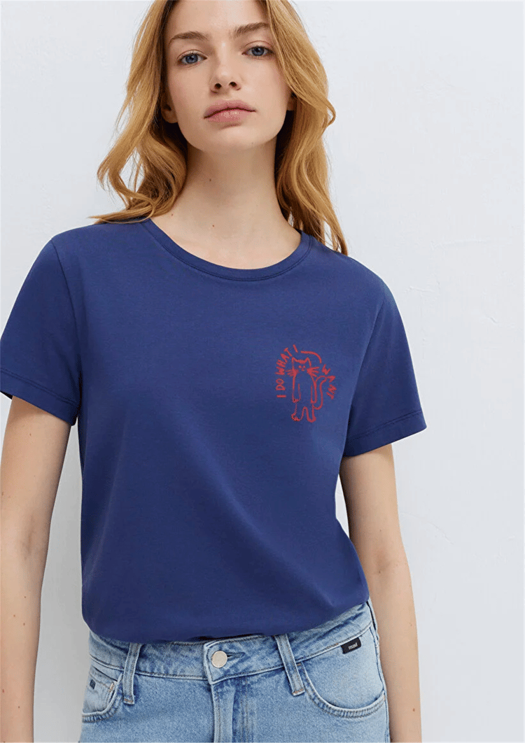 Mavi Y26 M1613873-70498 Derın Lacivert Kadın Slim Kedi Baskılı T-shirt