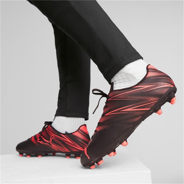 Puma 107477 03 Attacanto Fg/Ag Puma Black-Fıre Orchıd Yetişkin Erkek Krampon
