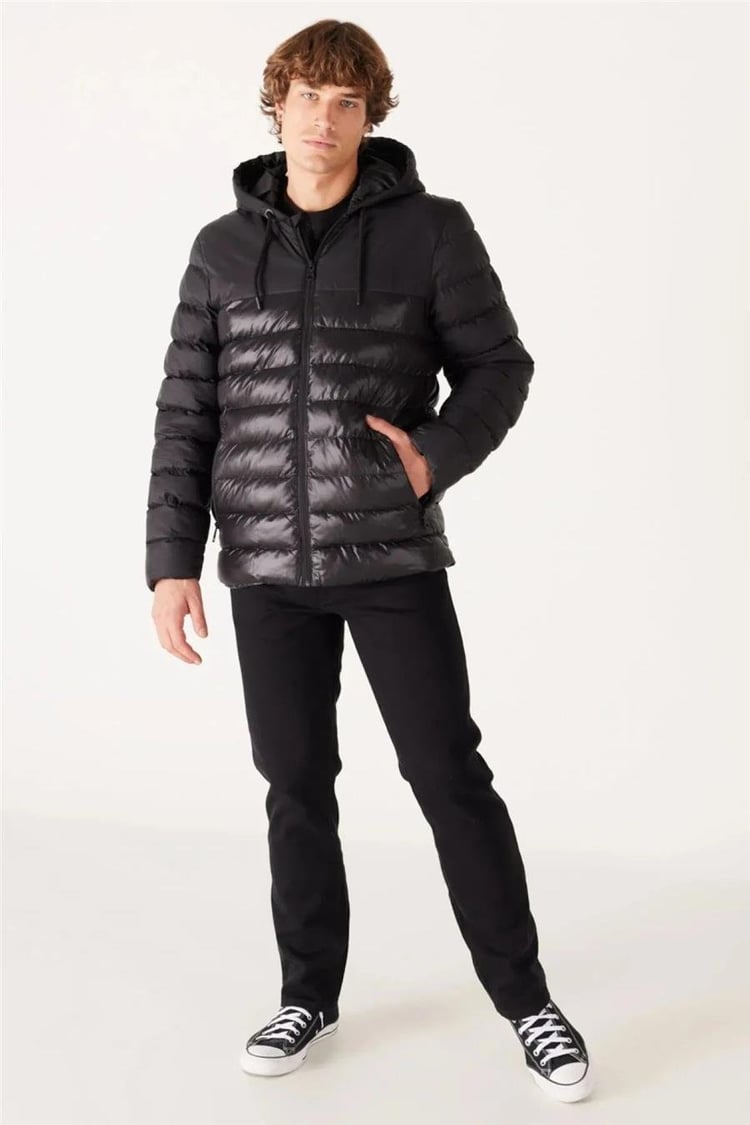 Wrangler W232008 001 Sıyah Erkek Puffer Ceket