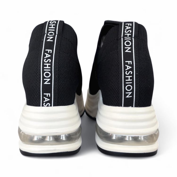 Guja Kadın Taş Detaylı Bağcıksız Sneaker Siyah