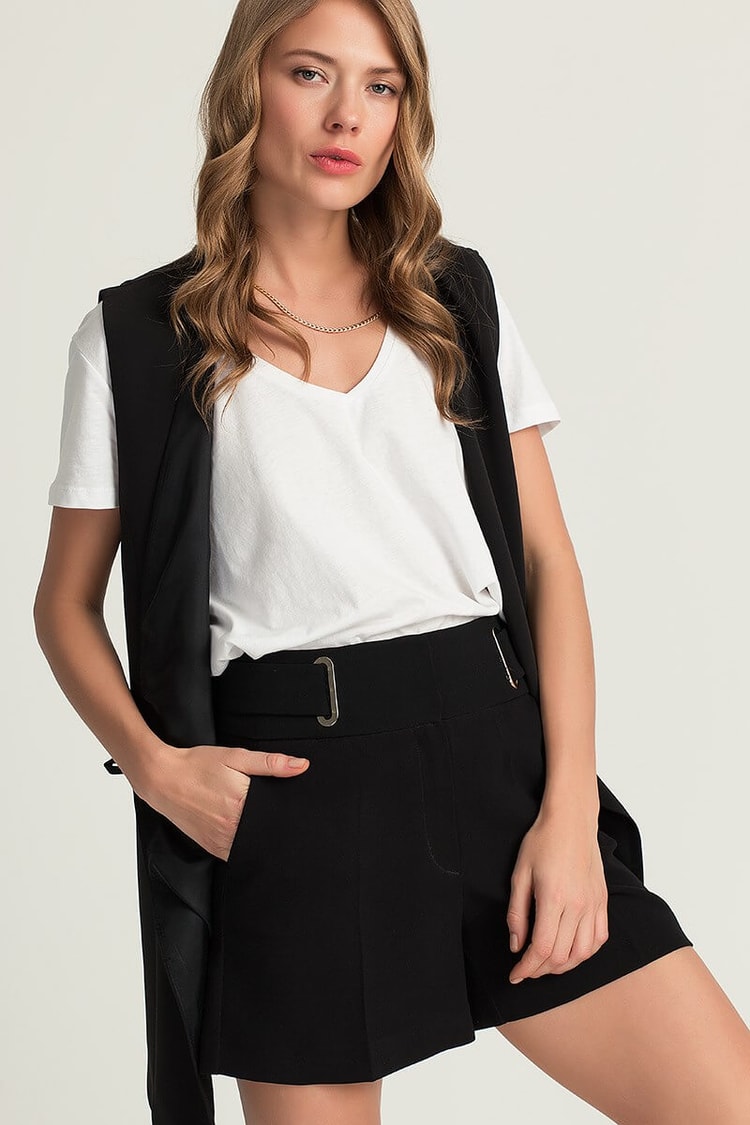 18SS025 ŞORT