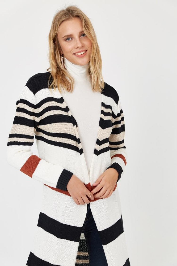 19WR087 TRİKO HIRKA