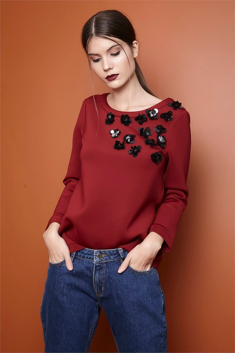 Paça Detaylı Jeans