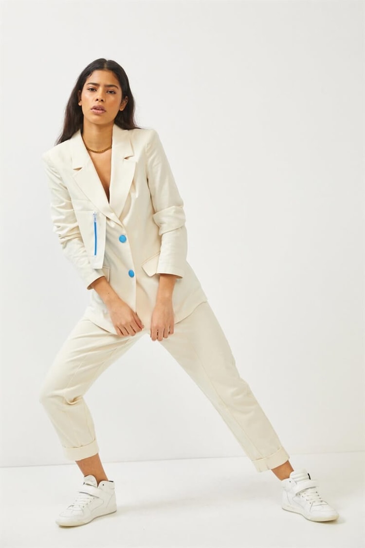 Bej Düğme Detaylı Blazer Ceket Pantolon TakımST060W90276002