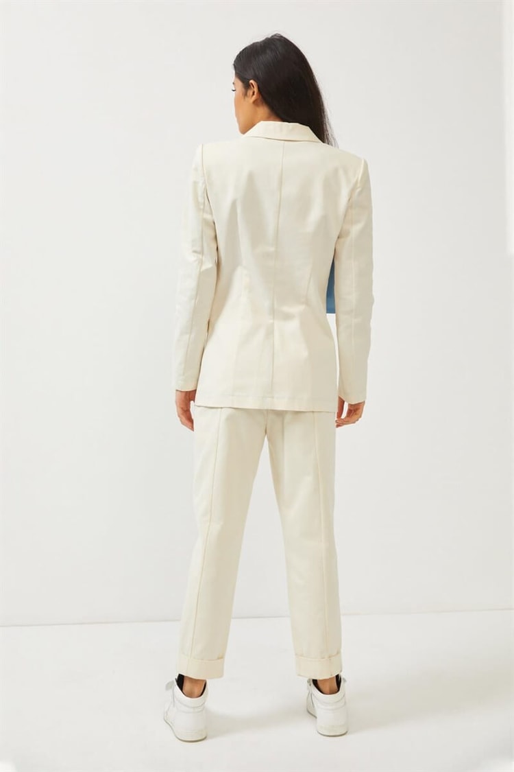 Bej Düğme Detaylı Blazer Ceket Pantolon TakımST060W90276002