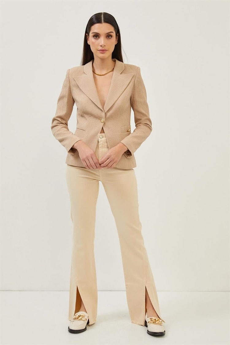 Bej Gold Düğme Detaylı Tek Düğmeli Kruvaze Blazer CeketST070S90379001