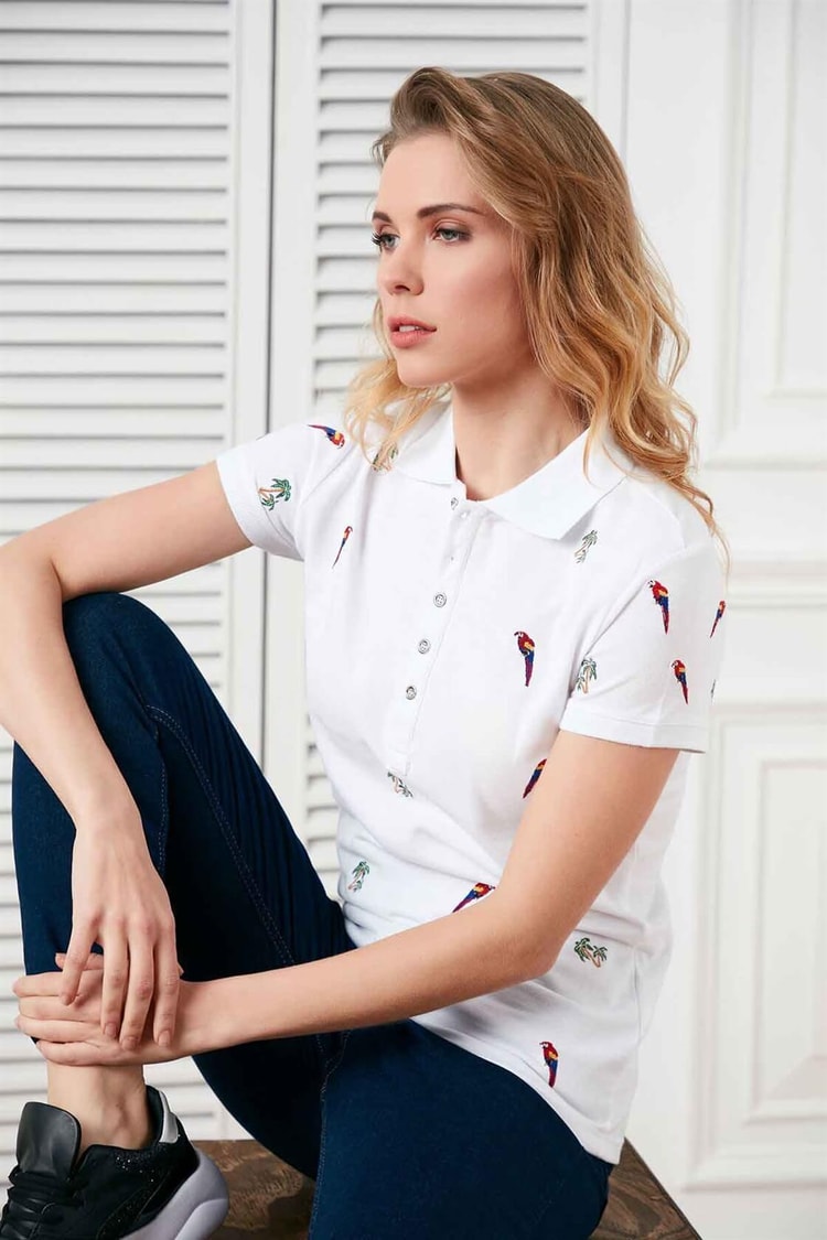 Ekru Kol Nakışlı Polo Yaka T-ShirtST050S7110801